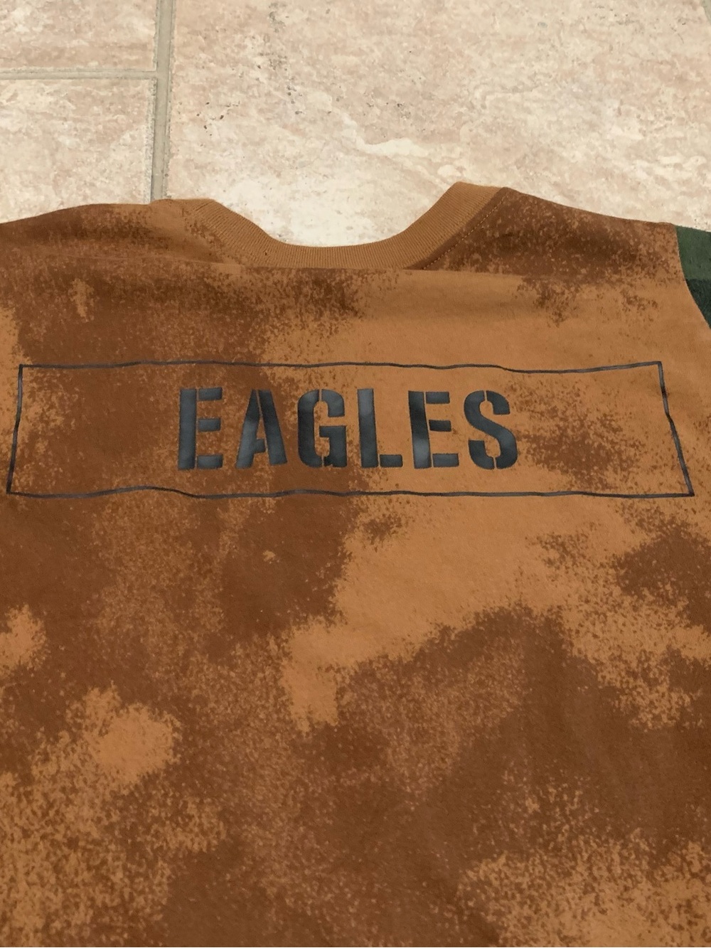 Philadelphia Eagles Upcycled T-shirt flannel top XL - Picture 4 of 4